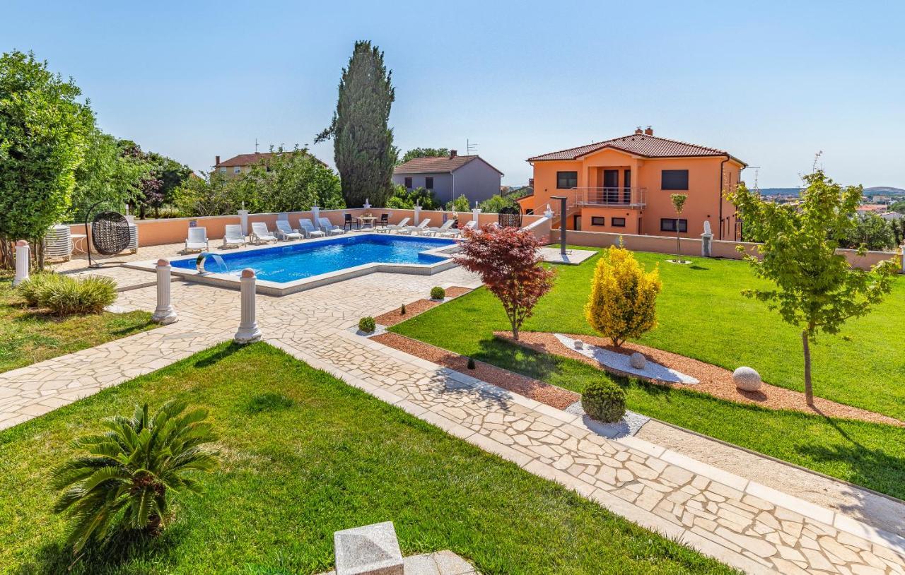 Villa Natalija Medulin Exterior photo
